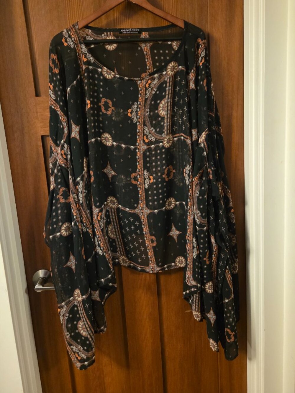 Jennifer Grace Limited Edition Handmade Paisley Float Scarf Top One Size